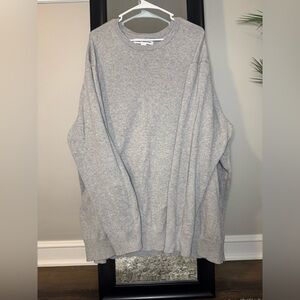 Amazon Essentials Men's Light Gray Crewneck Sweater